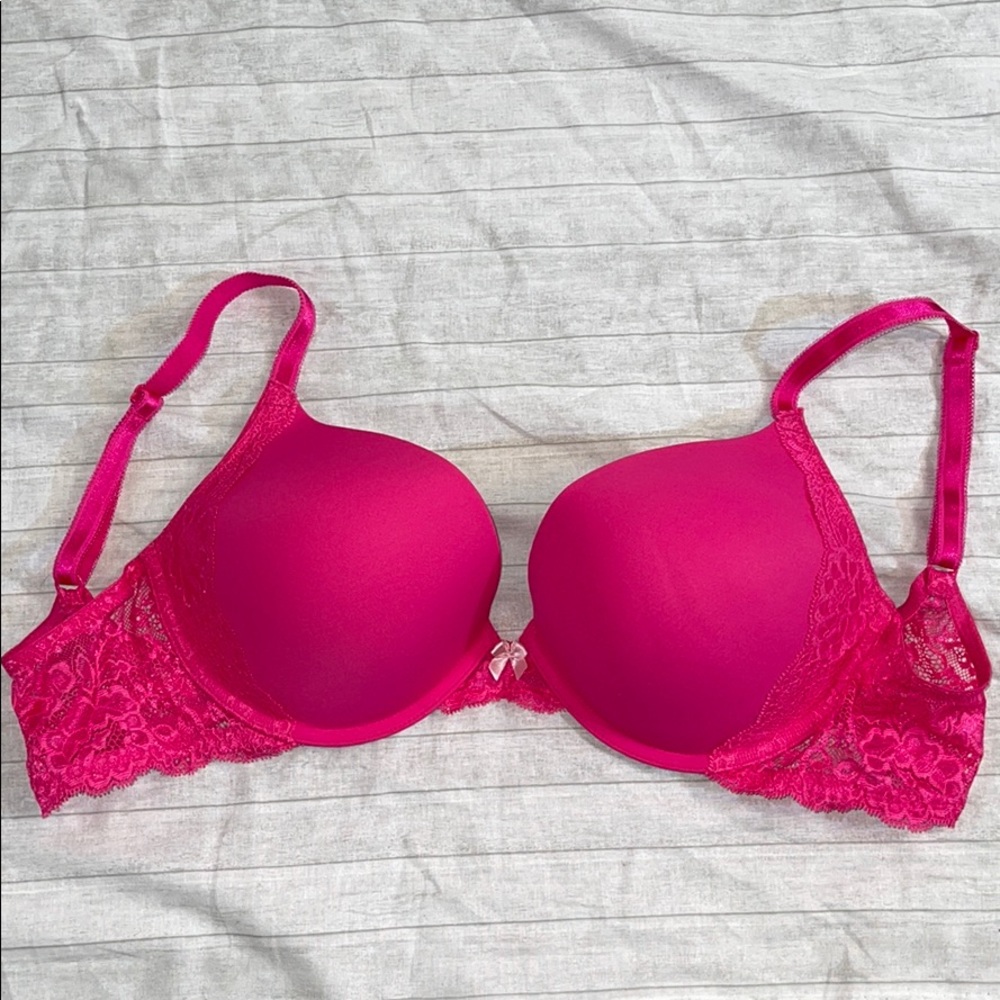 Victoria Secret lacy bra 38C